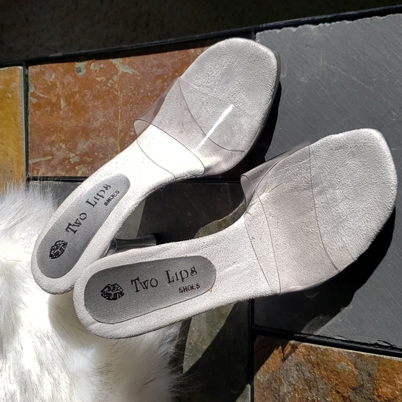 Two Lips-Lotto 👠 size 6, NWOT - Picture 1 of 7